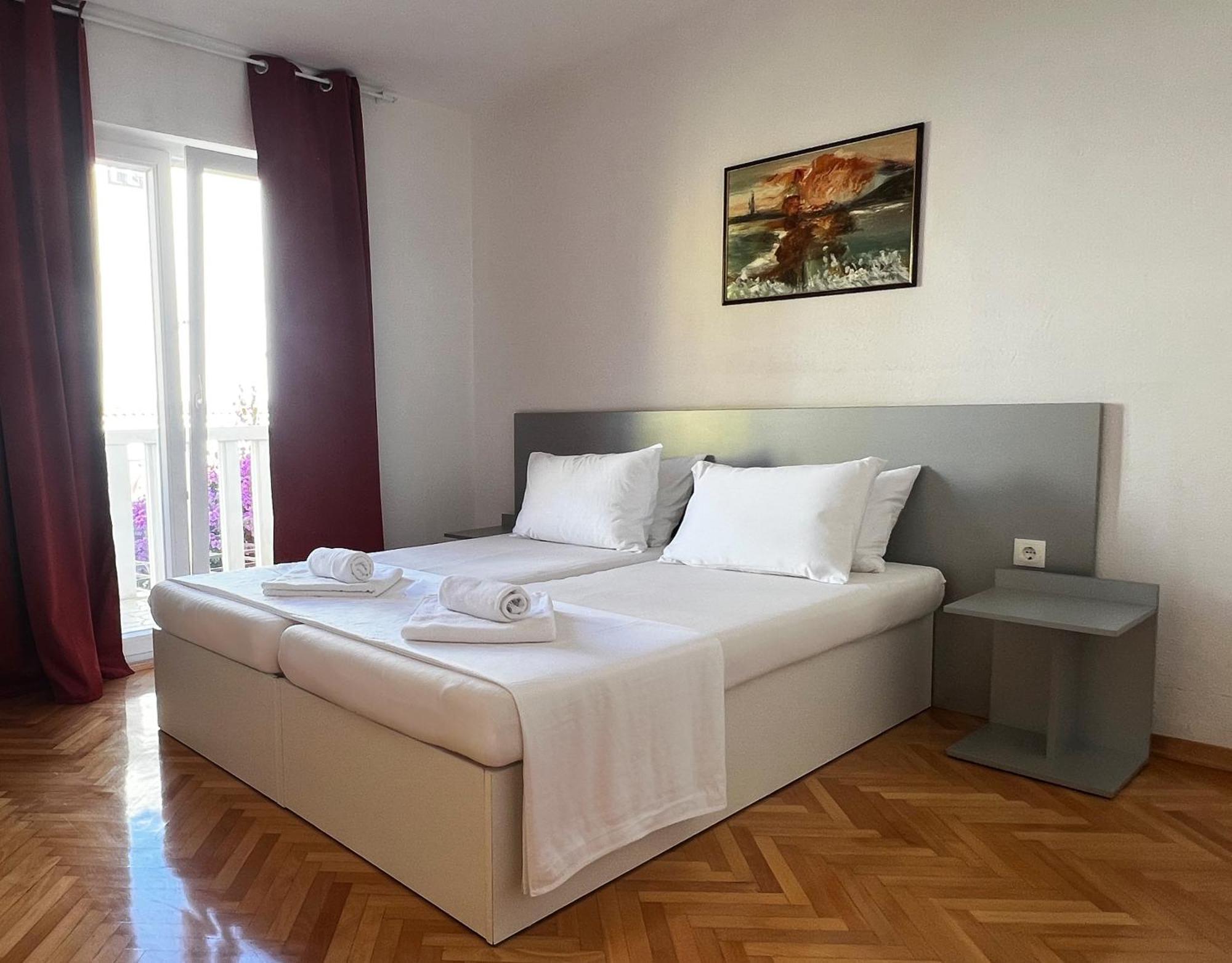 Pansion Palme Apartment Drvenik  Ngoại thất bức ảnh