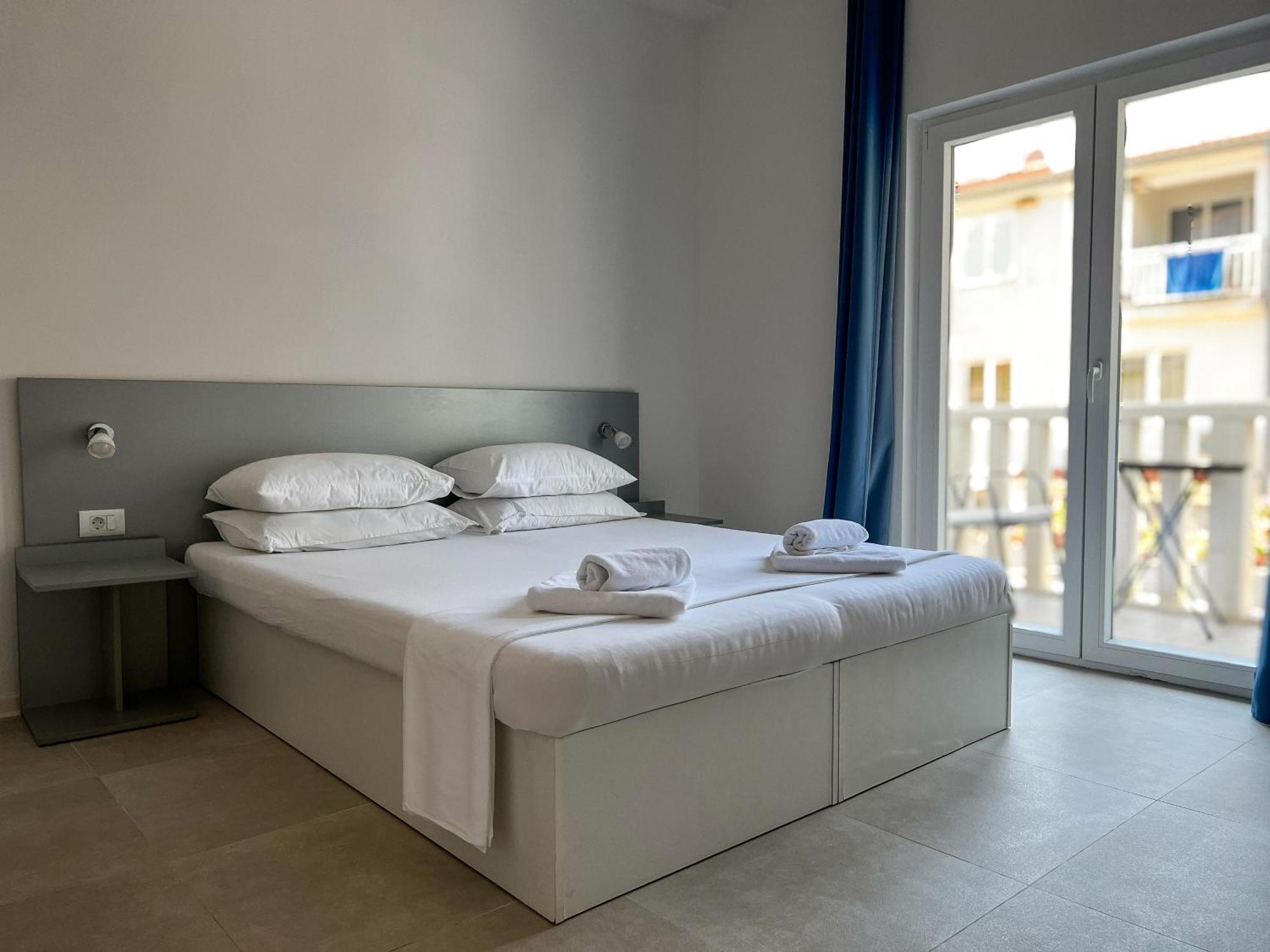 Pansion Palme Apartment Drvenik  Ngoại thất bức ảnh